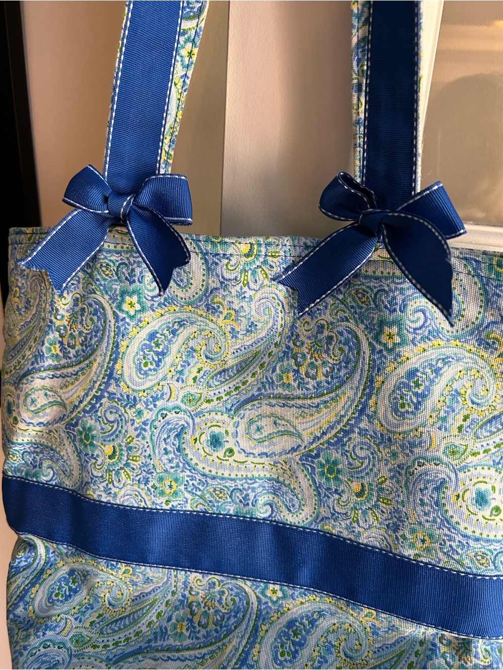 Blue Paisley Bow-Accent Tote Bag by Donna Sharp - Picture 3 of 8